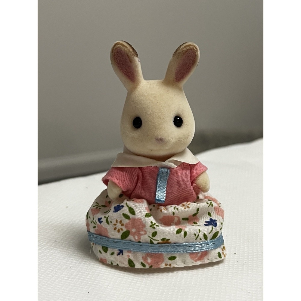 Calico Critters Sylvanian Families Milk Rabbit Mother Nikki Sweetpea Rabbit Vtg